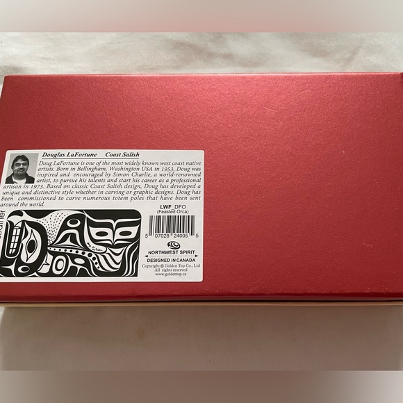 Northwest Spirit Genuine Leather RFID Wallet with Coast Salish Design - Picture 3 of 4